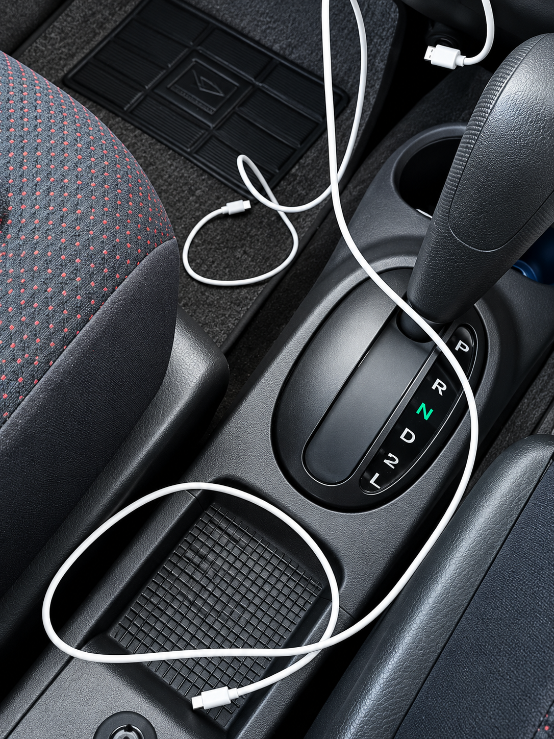 120W Retractable Car Charger